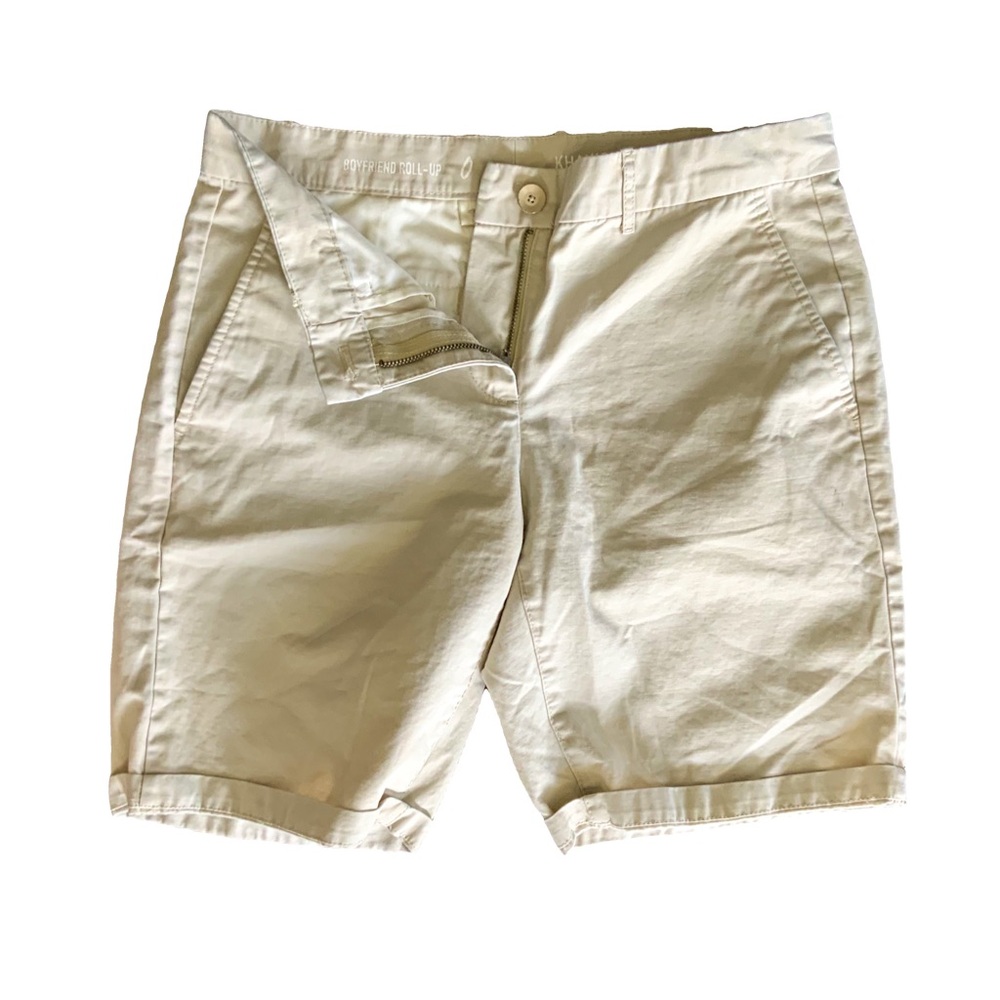 Boyfriend roll-up khaki shorts by Gap |  Size 0 | color: khaki |